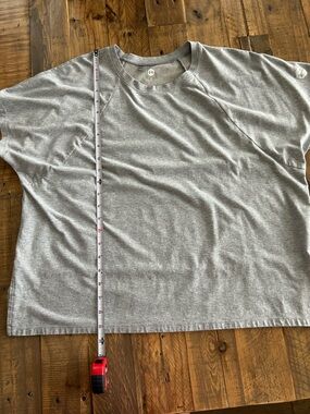 Under Armour Women’s Loose Fit Boxy Short Sleeve T Shirt
Great
Large